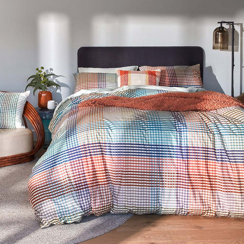 Reiss Cushion