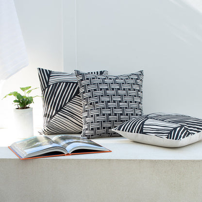 Zippy Outdoor Cushion